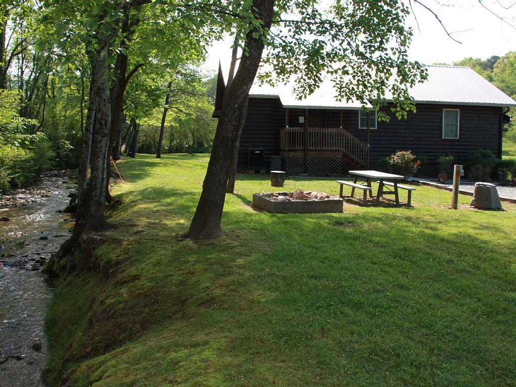 فيلا Climbing Bear Creekside Cabin Whittier المظهر الخارجي الصورة